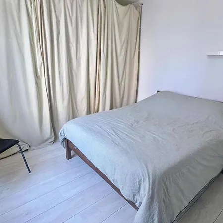 Moderne 2 Personnes Apartment *